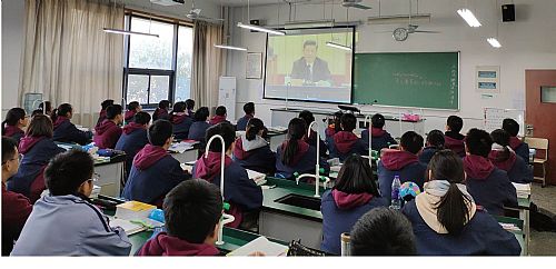 学生3.jpg 学生3.jpg